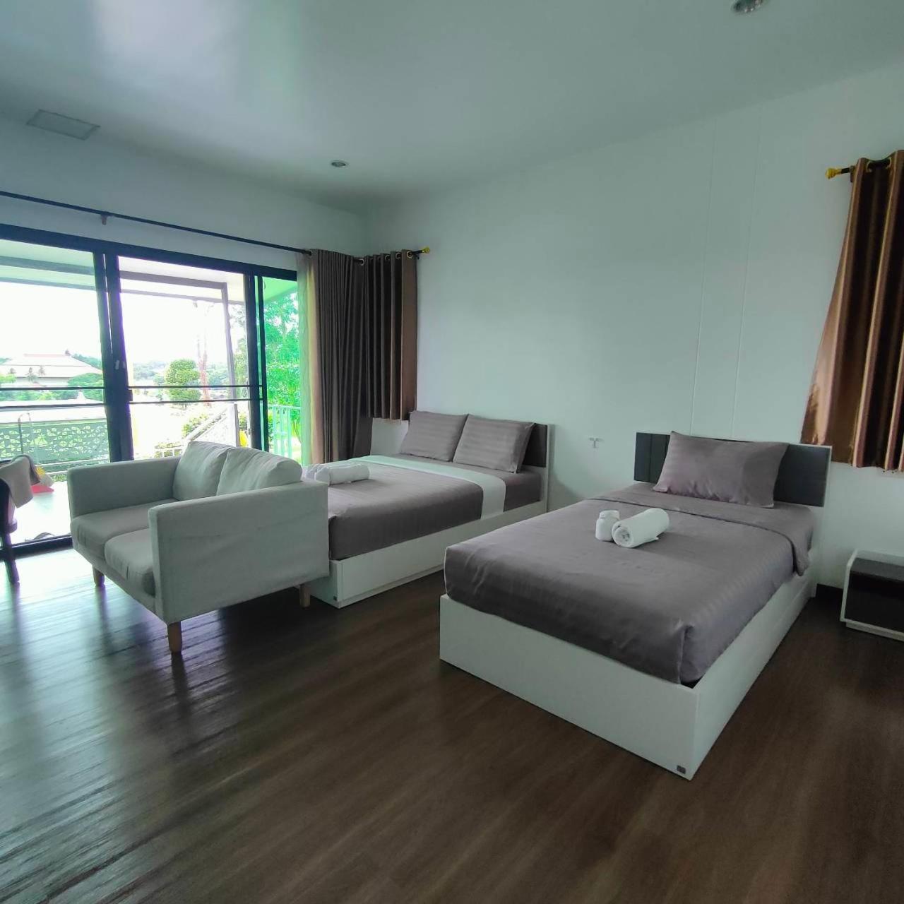 River Valley Resort แอทน่าน Exterior foto