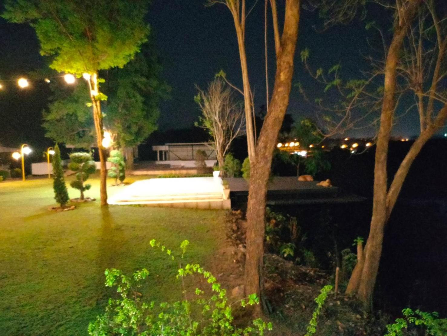 River Valley Resort แอทน่าน Exterior foto